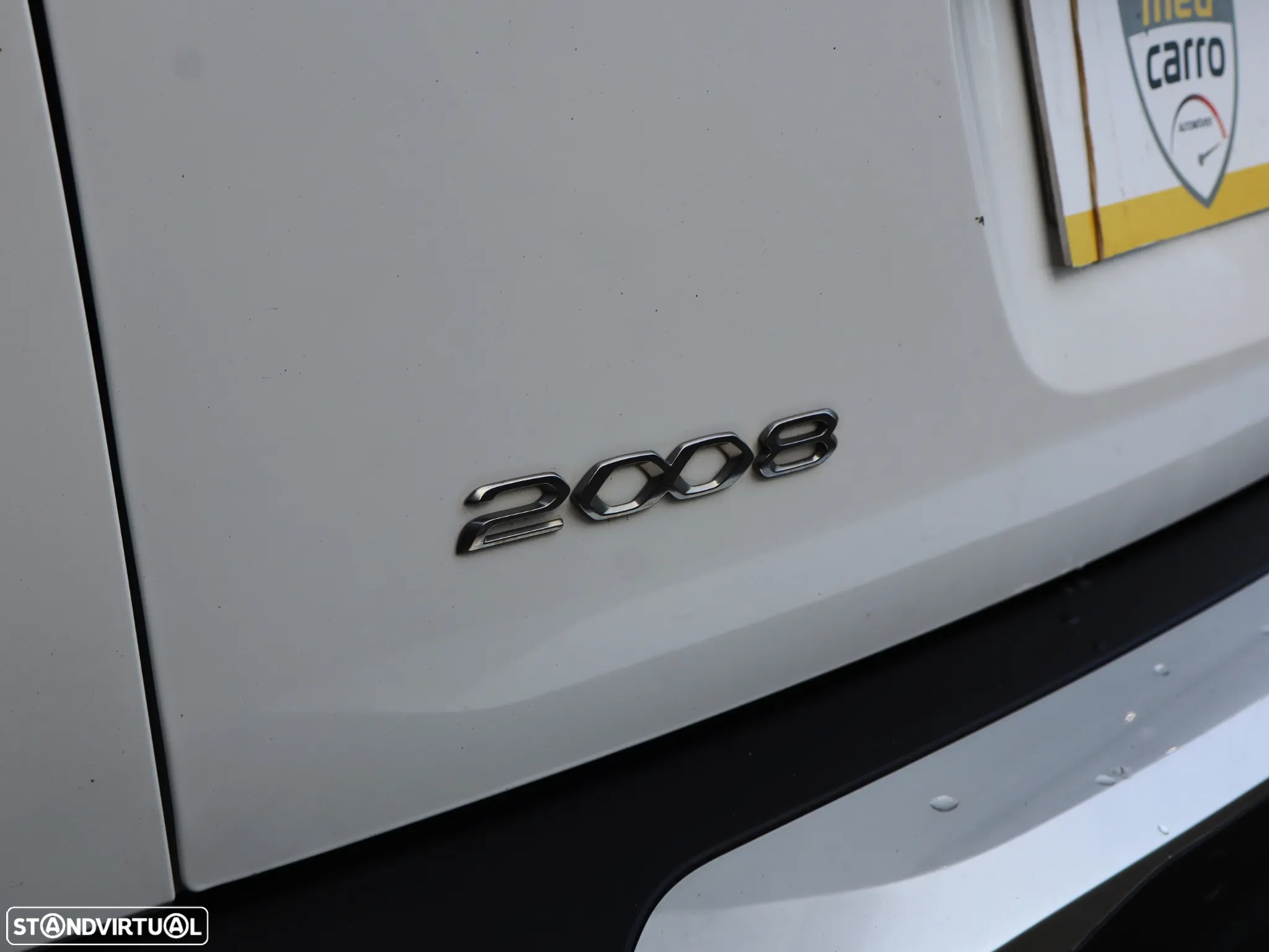 Peugeot 2008 1.5 BlueHDi Allure EAT8 - 9