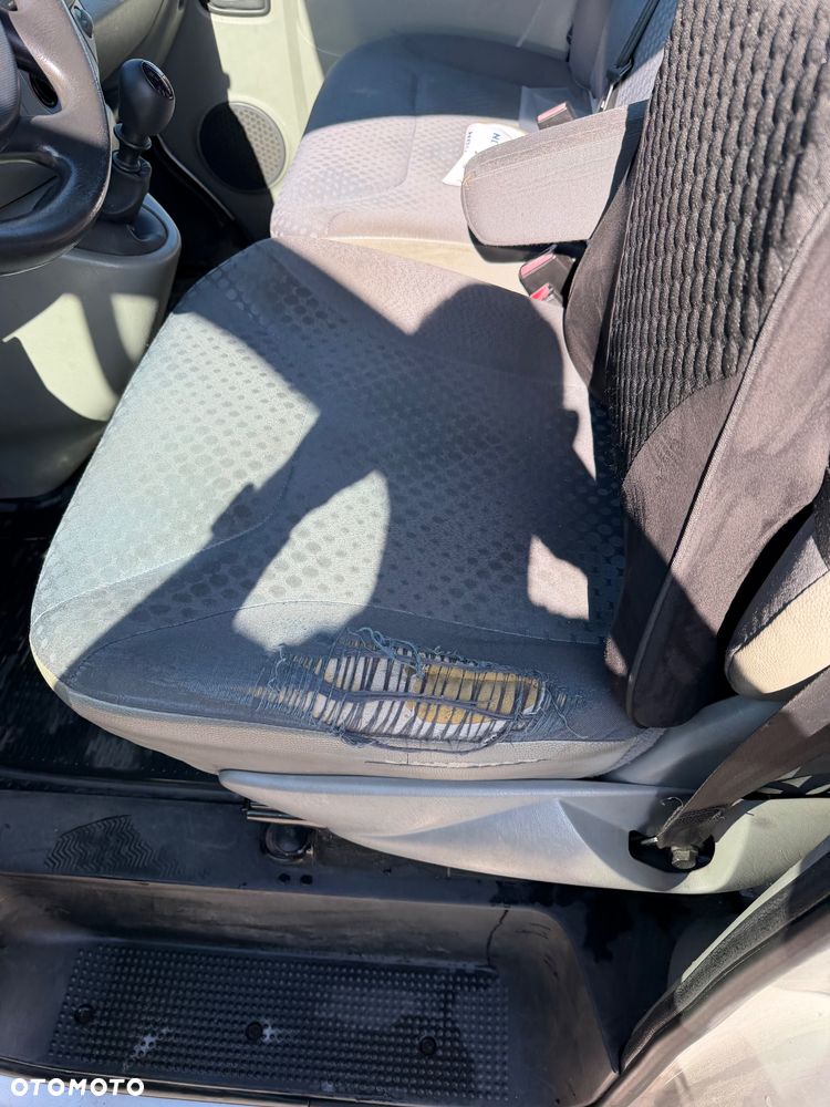 Renault Trafic - 17