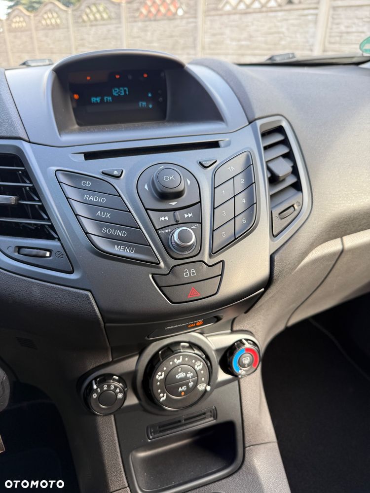Ford Fiesta 1.25 Trend EU6 - 29