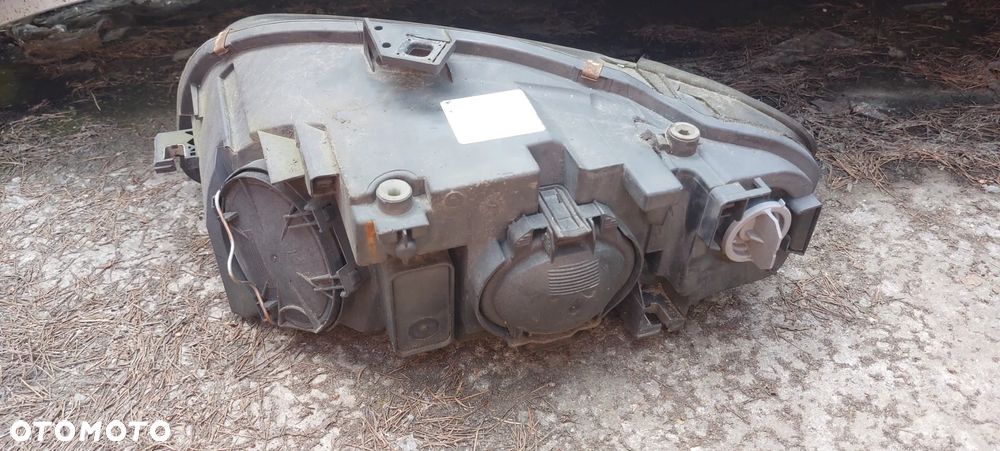 .  PRZOD PRZEDNIA LAMPA LEWA AUDI A4 B7 - 3