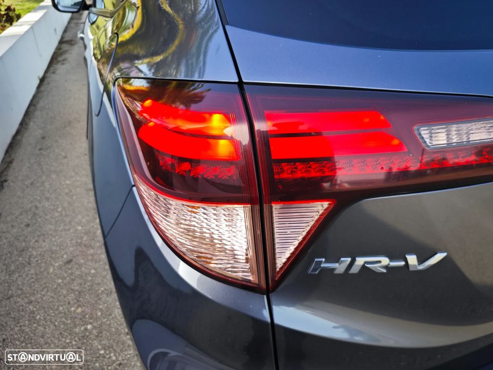 Honda HR-V 1.5 i-VTEC Executive CVT - 32