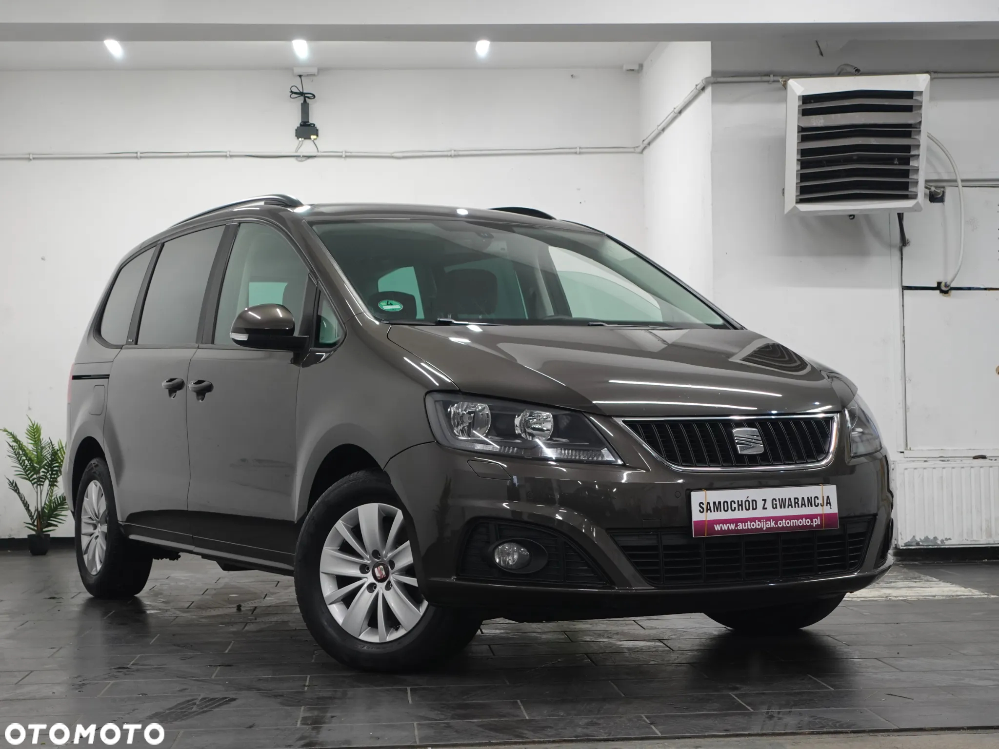 Seat Alhambra 2.0 TDI Ecomotive 4Kids - 11