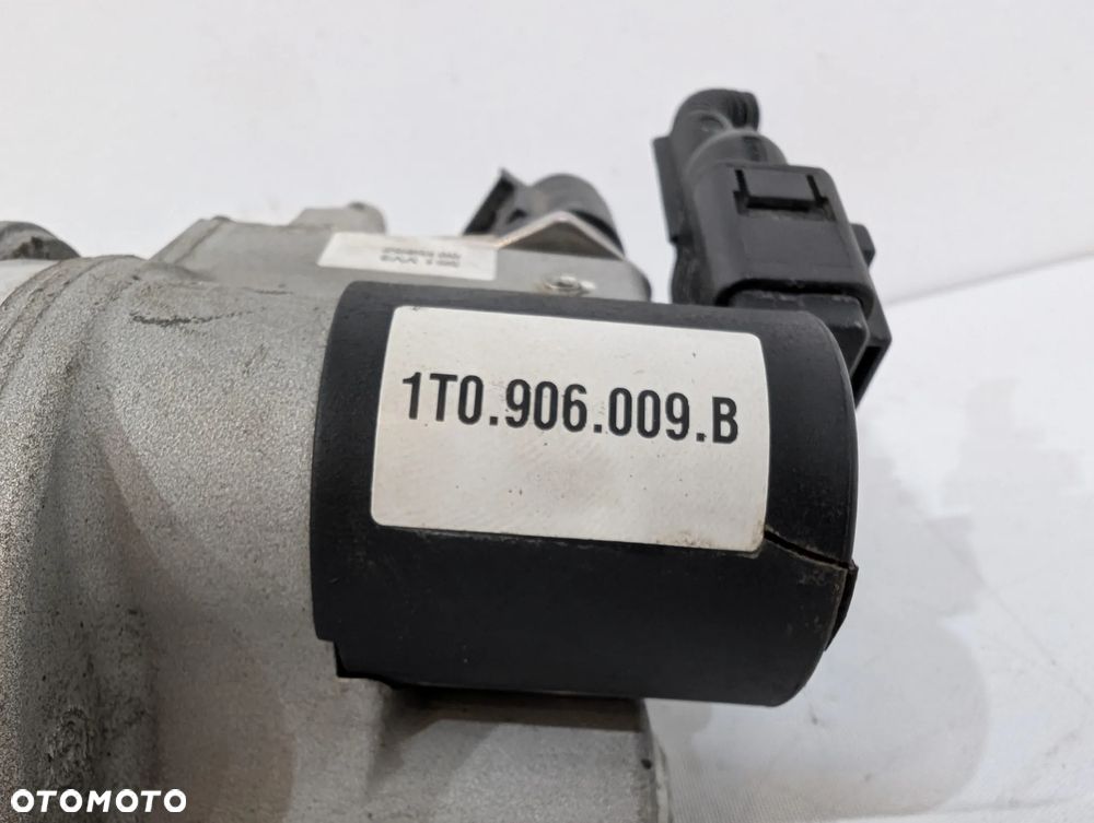 VW TOURAN 1.4 TSI REDUKTOR GAZU 1T0906009B - 7