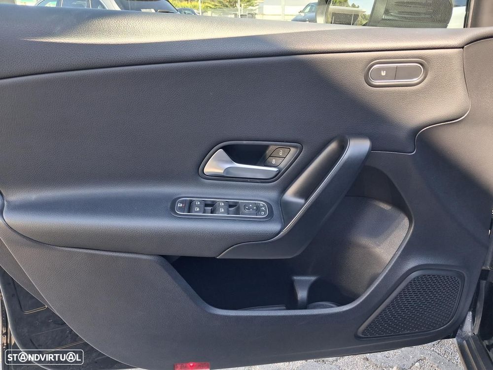 Mercedes-Benz A 200 Standard - 9