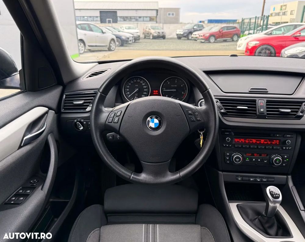 BMW X1 xDrive20d Sport Line - 6