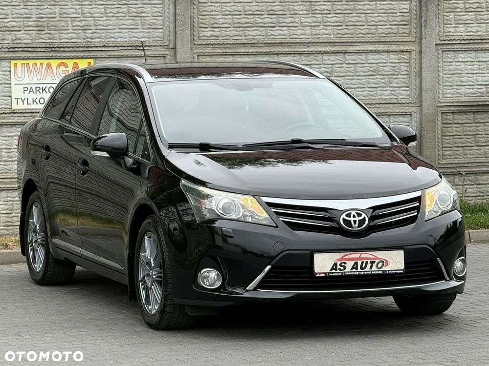 Toyota Avensis 1.8 Executive - 2