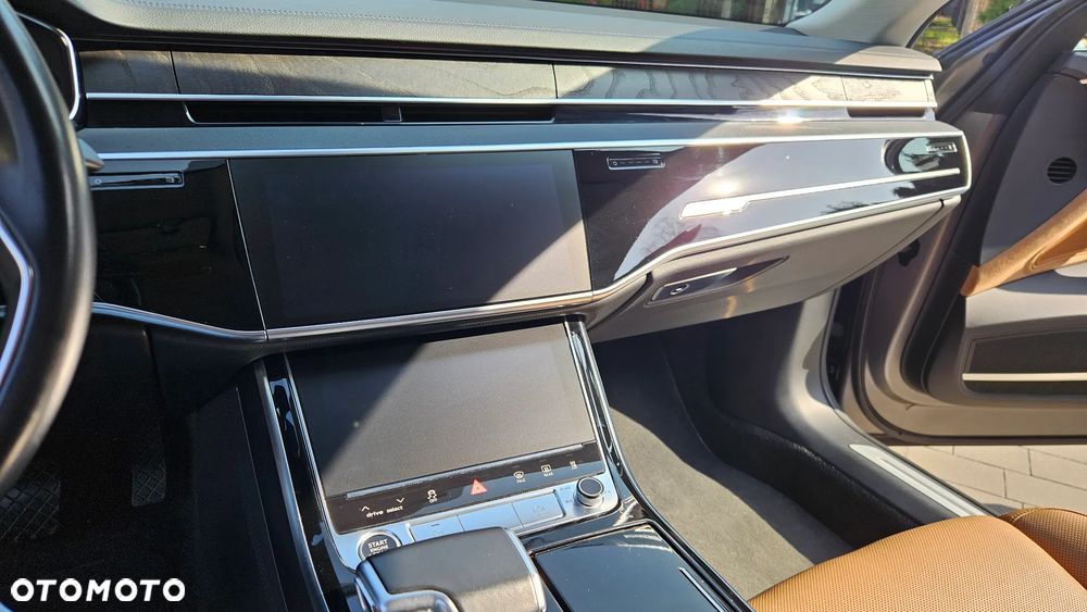 Audi A8 - 24