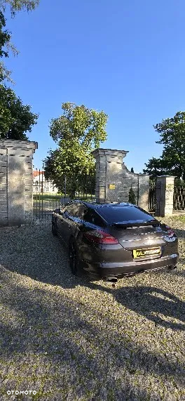 Porsche Panamera PDK - 12