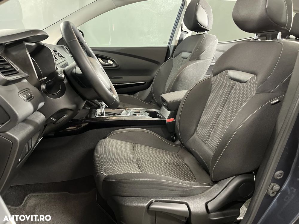 Renault Kadjar BLUE dCi 115 EDC INTENS - 11