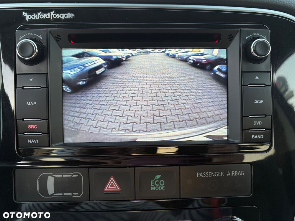 Mitsubishi Outlander 2.2 DID Intense + - 17