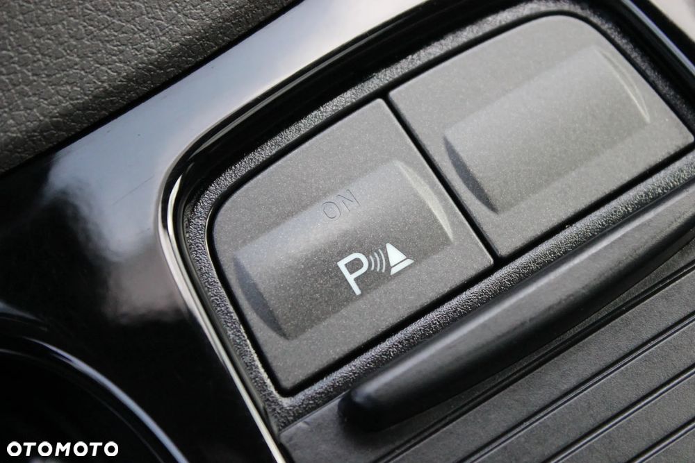 Ford Kuga 2.0 TDCi 4x4 Titanium - 35