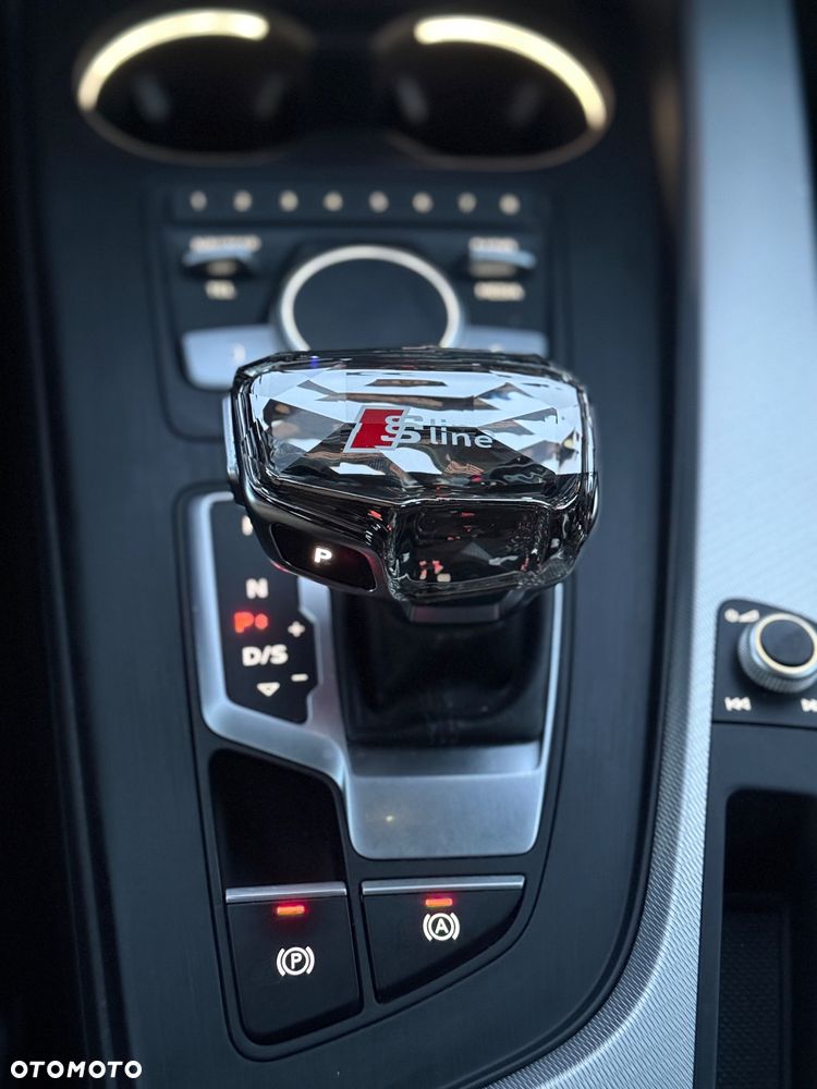 Audi A4 Avant 2.0 TDI Sport S tronic - 40