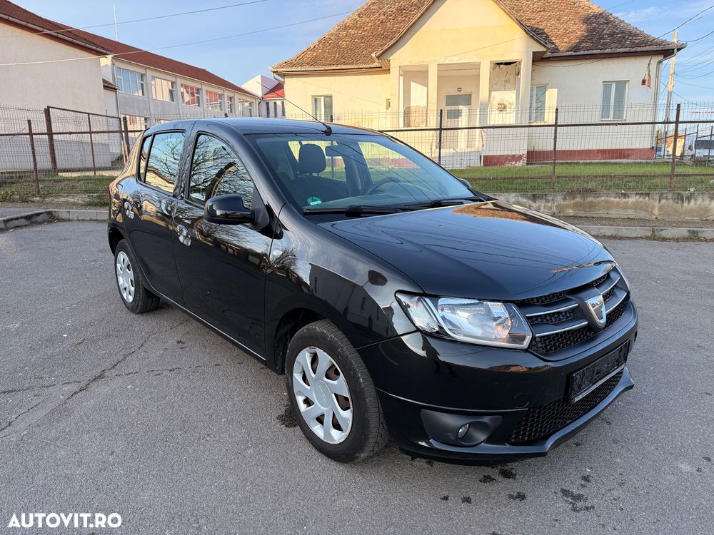 Dacia Sandero 1.2 16V 75 Laureate - 11