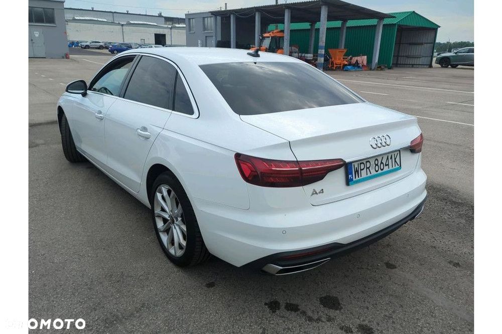 Audi A4 Limousine - 2
