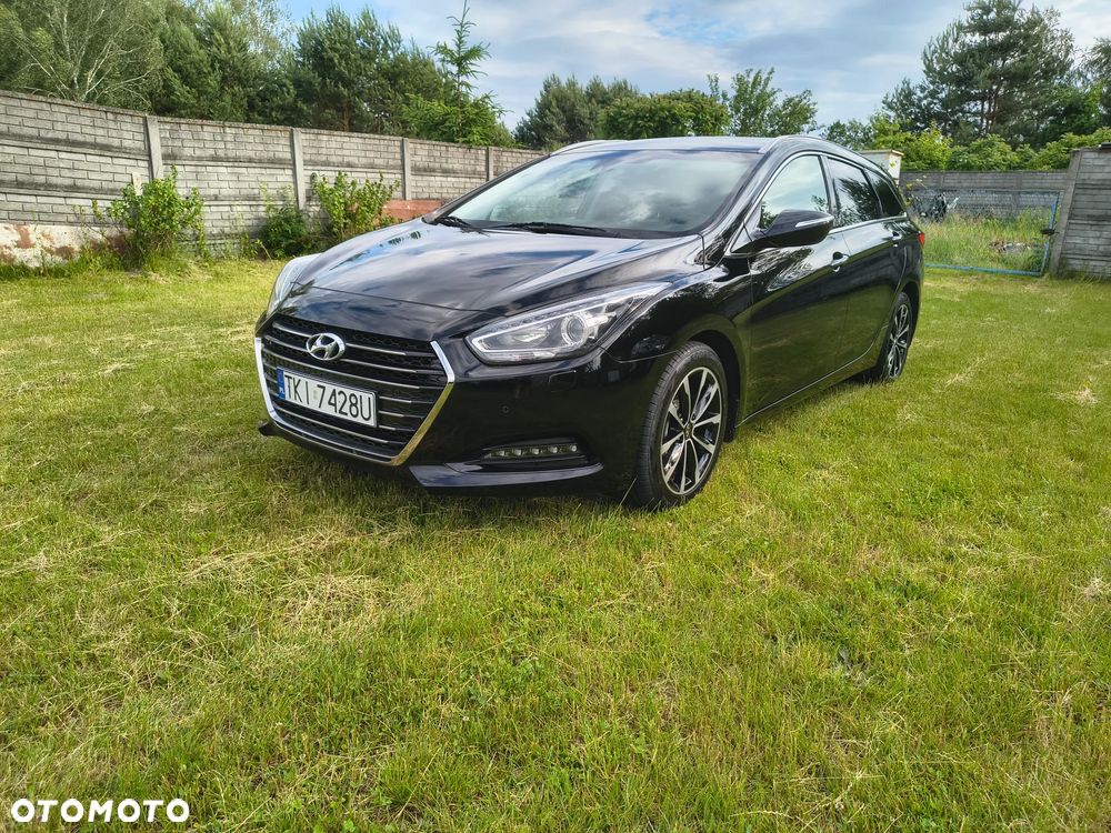 Hyundai i40 Kombi 1.7 CRDi DCT Premium - 2