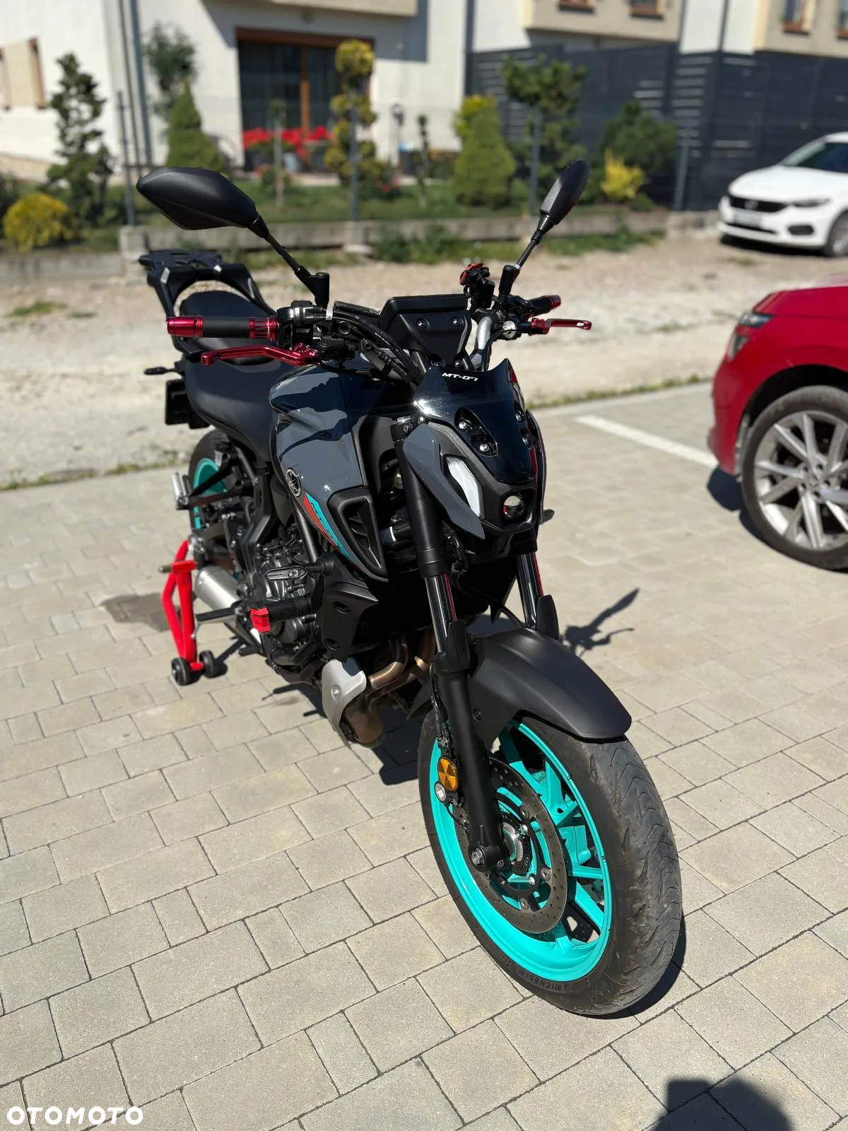Yamaha MT - 5