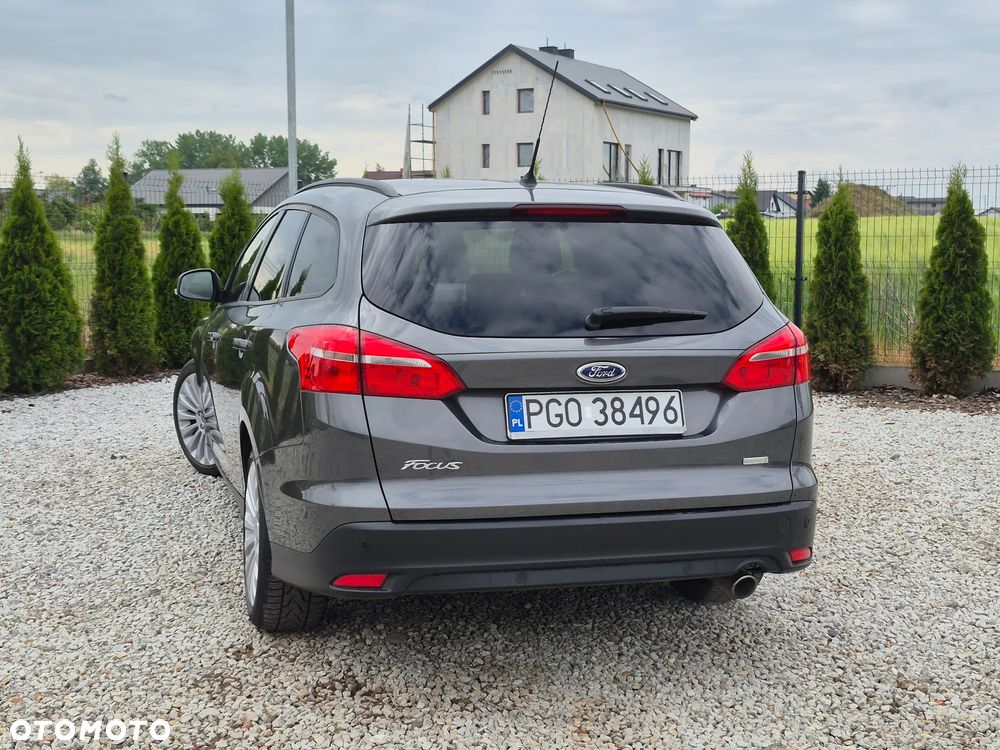Ford Focus - 13