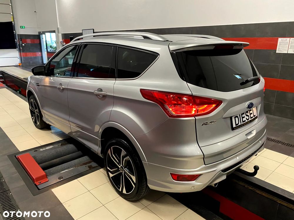 Ford Kuga 2.0 TDCi 4x4 Titanium - 8