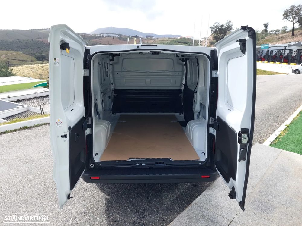 Renault Trafic 2.0 Blue dCi L1H1 - 8