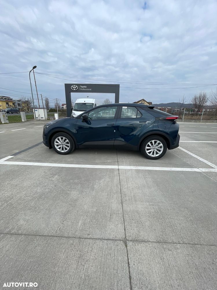 Toyota C-HR 1.8 HEV 140 CP 4x2 CVT Active - 6