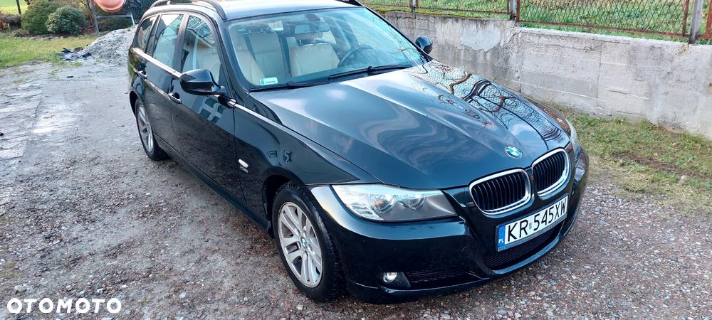 BMW Seria 3 320d xDrive DPF - 5