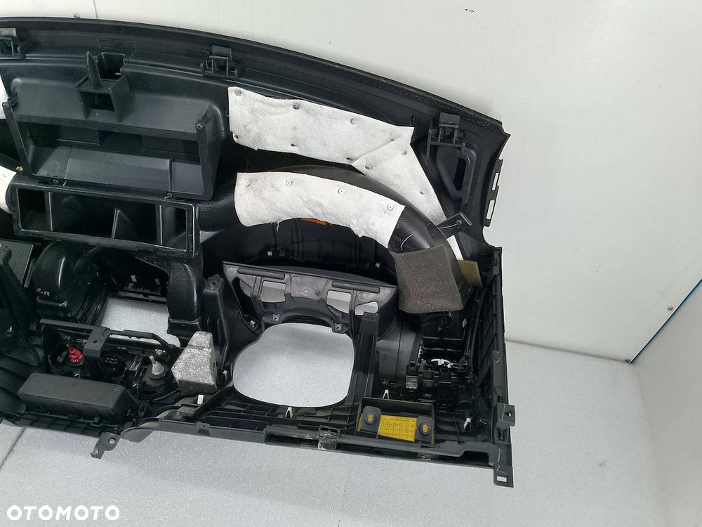 DESKA ROZDZIELCZA,KONSOLA PODUSZKI SENSOR PASY HYUNDAI I20 I - 16