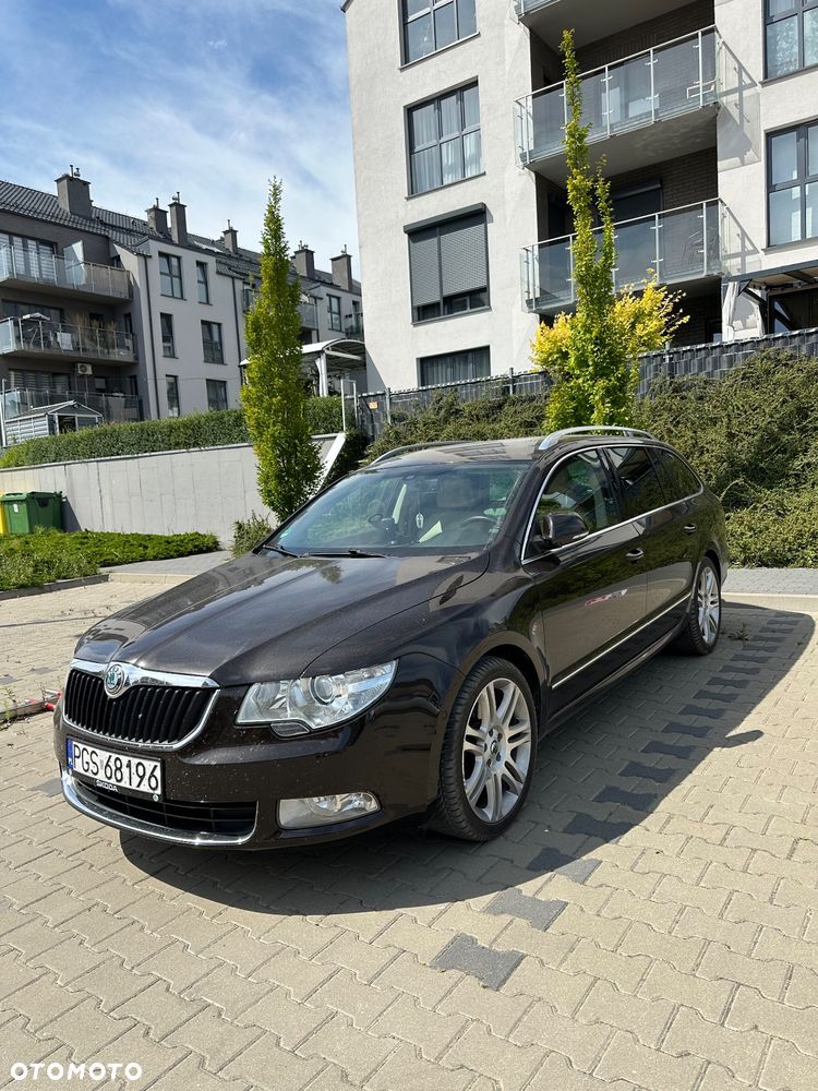 Skoda Superb 2.0 TSI Platinum DSG - 7