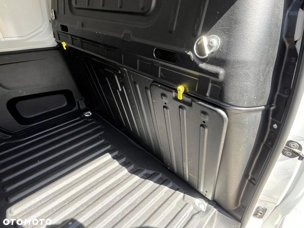 Peugeot Partner - 15