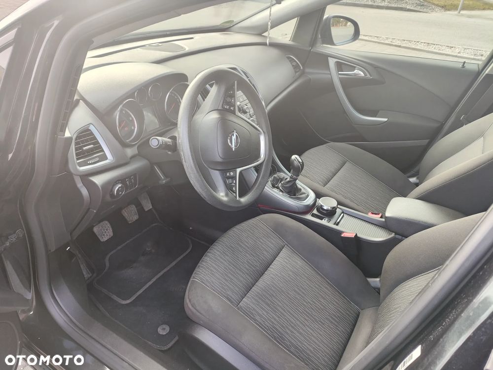 Opel Astra - 2