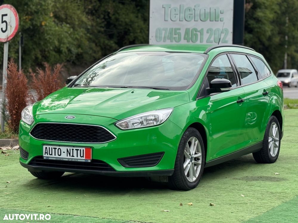 Ford Focus - 1