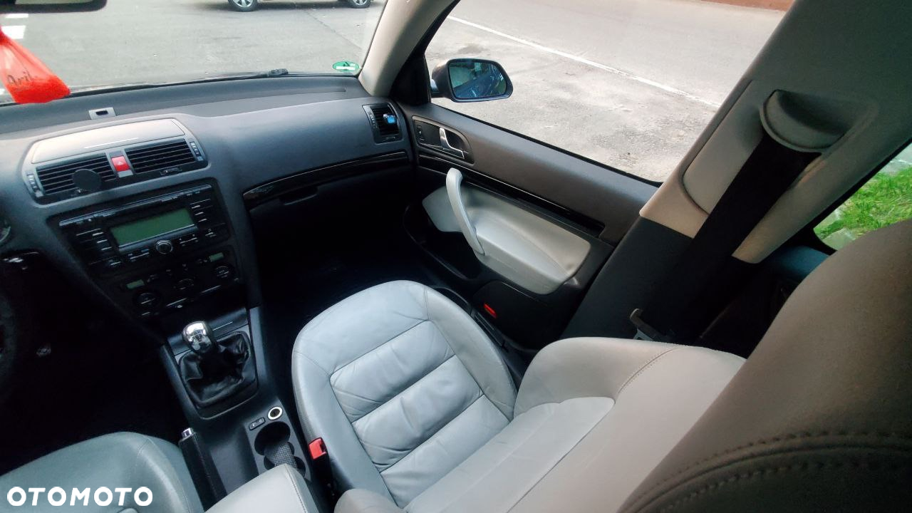 Skoda Octavia 2.0 TDI Ambiente - 21