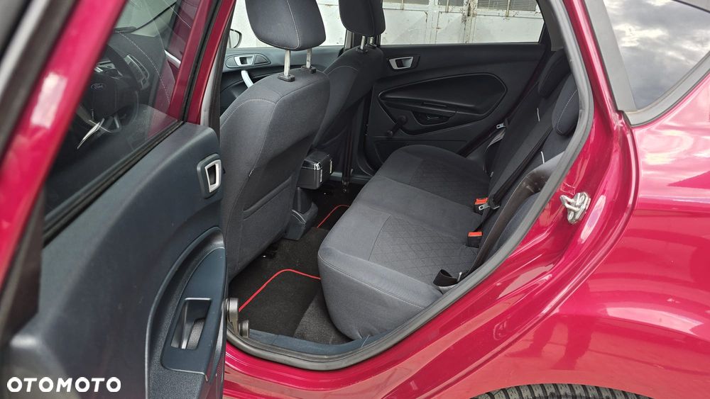 Ford Fiesta 1.25 Celebration - 7