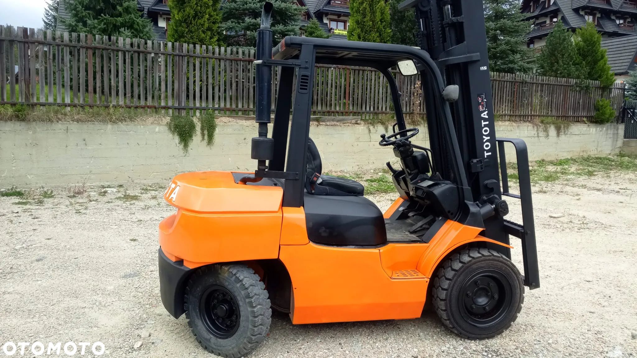 Toyota 7FD35 - 1