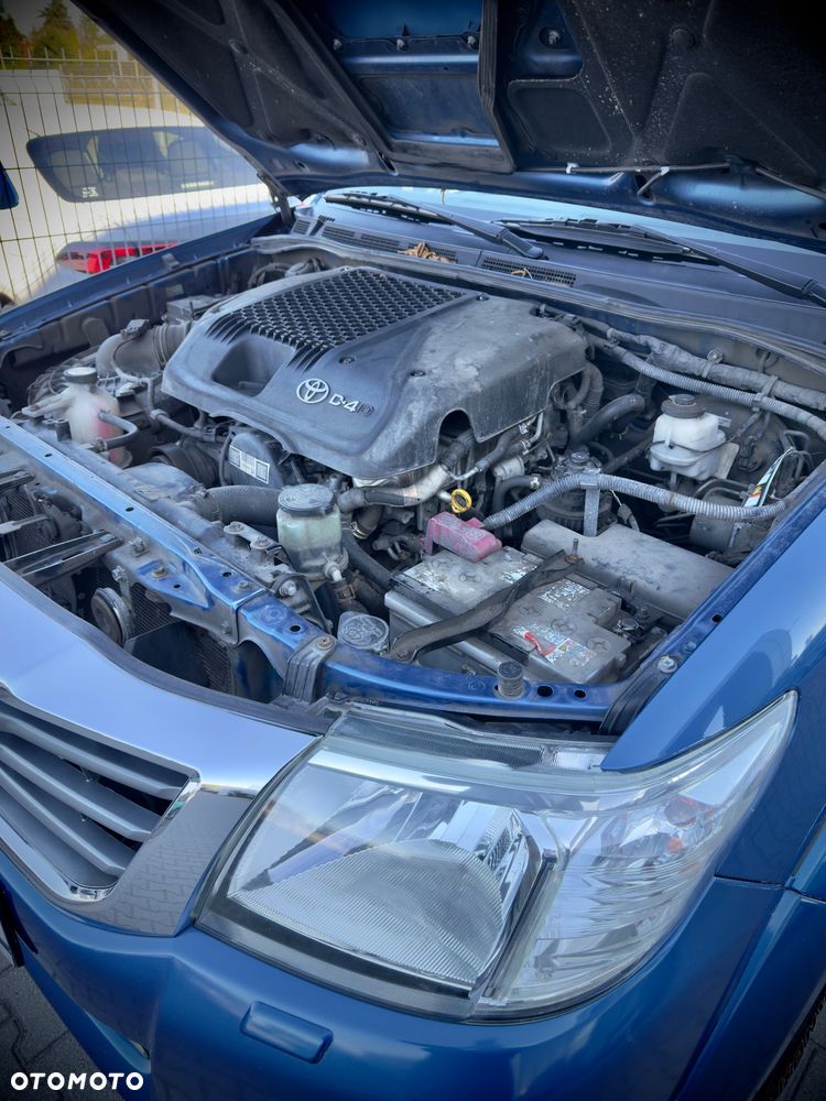 Toyota Hilux 3.0 D-4D SR5 - 12