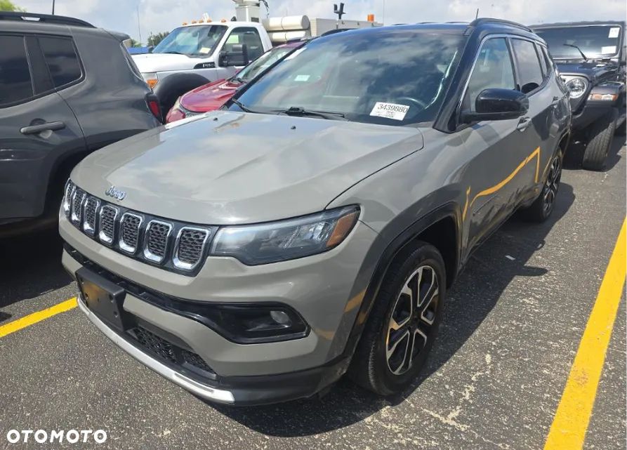 Jeep Compass - 1