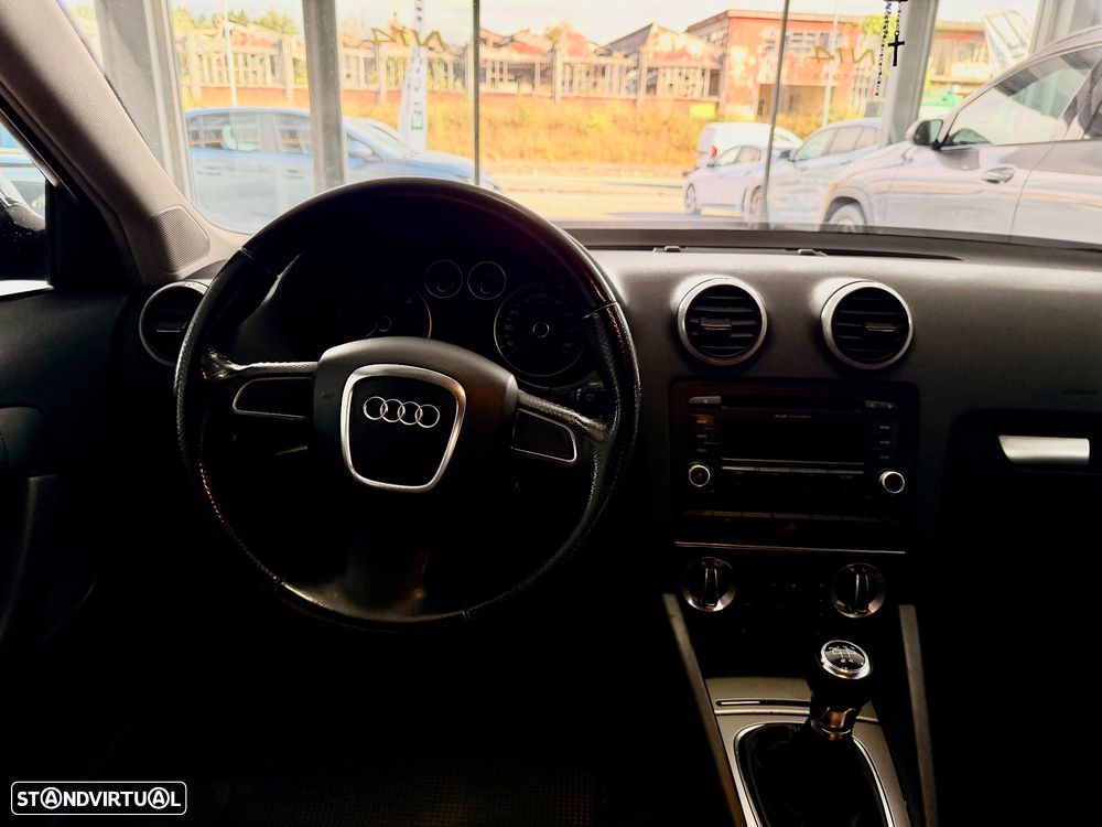 Audi A3 Sportback 1.6 TDI Sport - 17