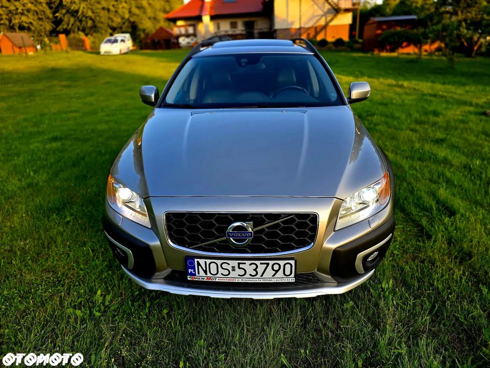 Volvo XC 70 D5 AWD Dynamic Summum - 16