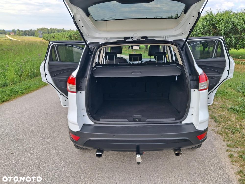 Ford Kuga - 27