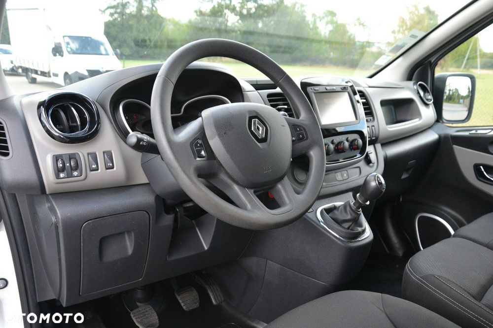 Renault Trafic - 14