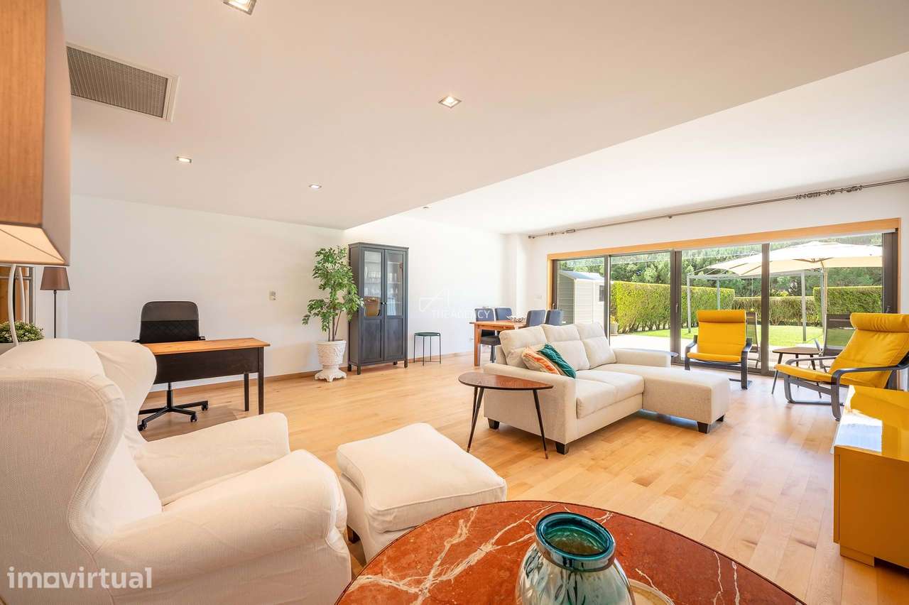 Elegante Apartamento T2 com Jardim Privativo em Condomínio de Prestígi - Grande imagem: 3/35