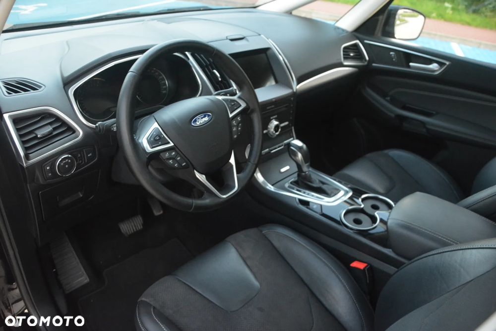 Ford S-Max 2.0 TDCi Titanium PowerShift - 22
