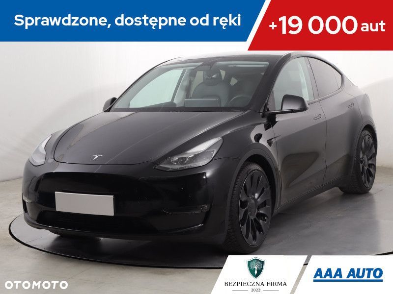 Tesla Model Y - 2
