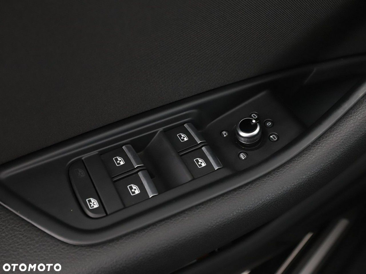 Audi A4 Avant 35 TDI S tronic - 32