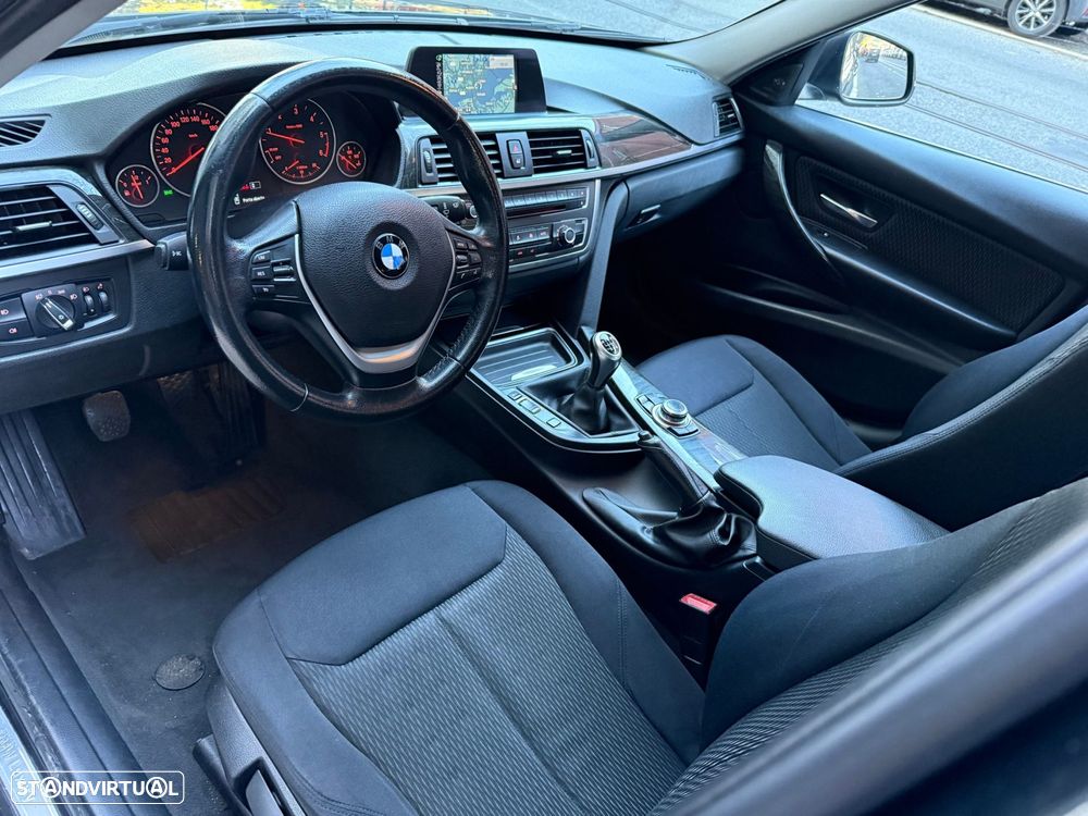 BMW 318 d Line Luxury - 8
