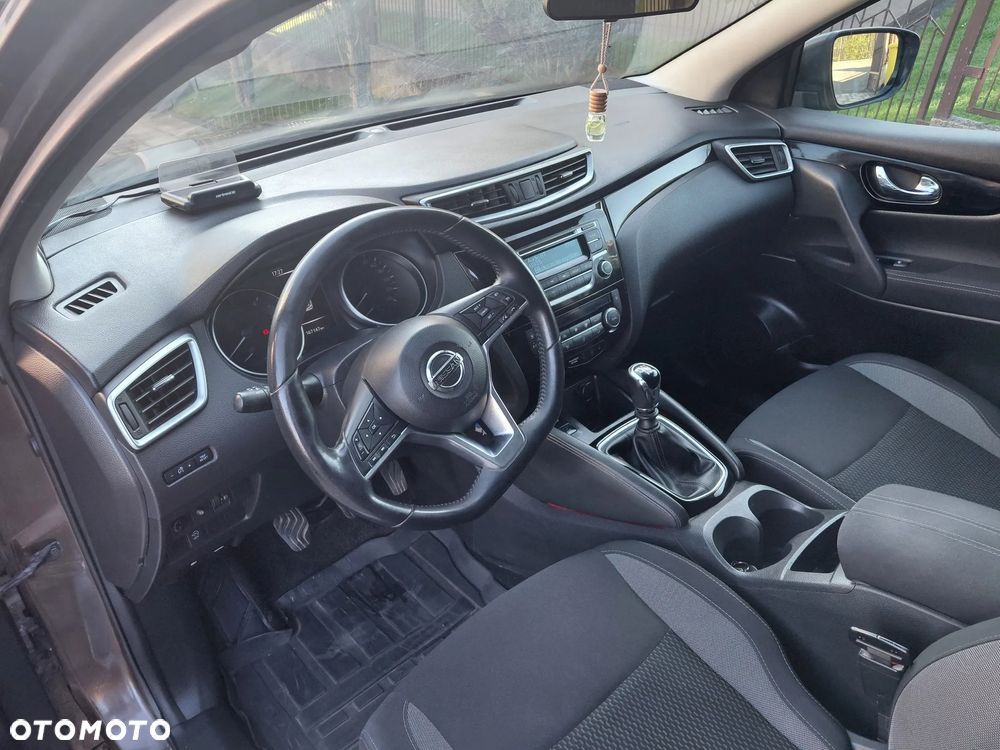 Nissan Qashqai 1.5 dCi DPF 360 - 7