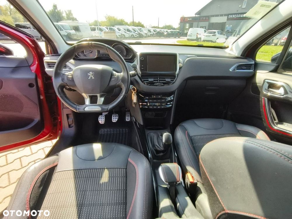 Peugeot 2008 - 12