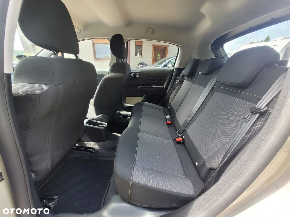 Citroën C3 1.2 PureTech Shine - 26