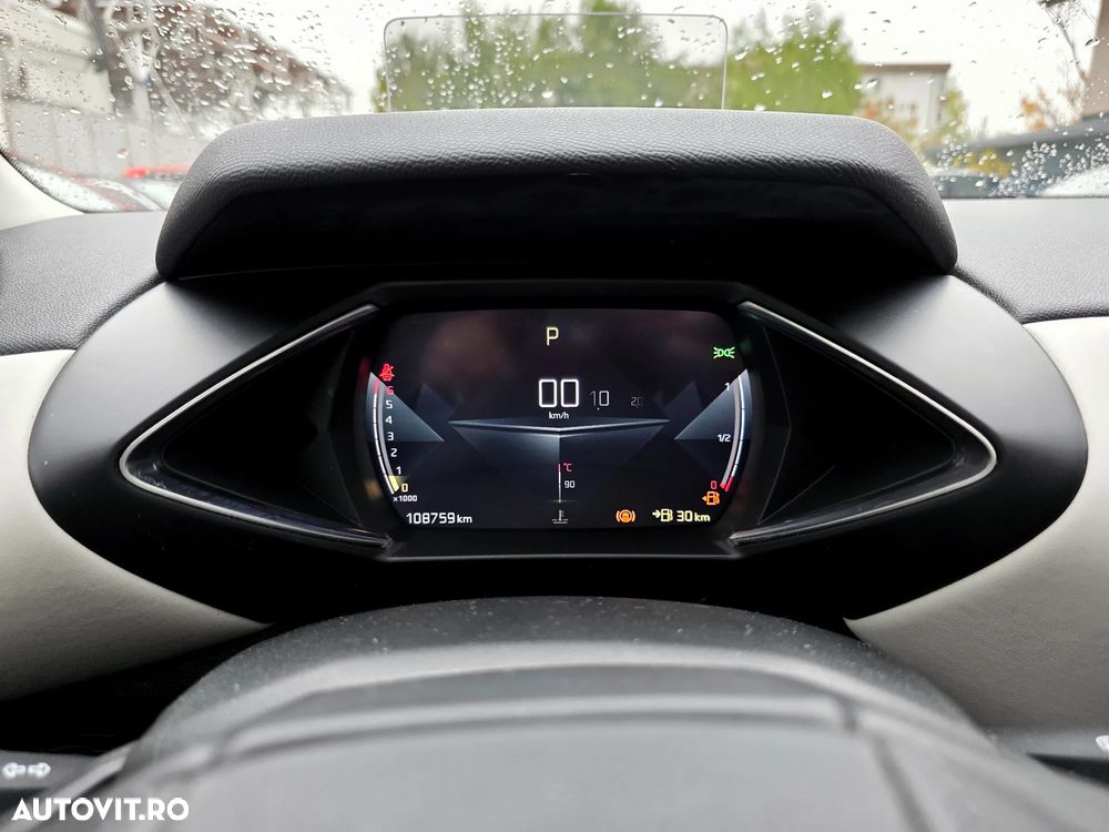 DS Automobiles DS 3 Crossback DS3 1.2 PureTech 130 S&S EAT8 Grand Chic - 29