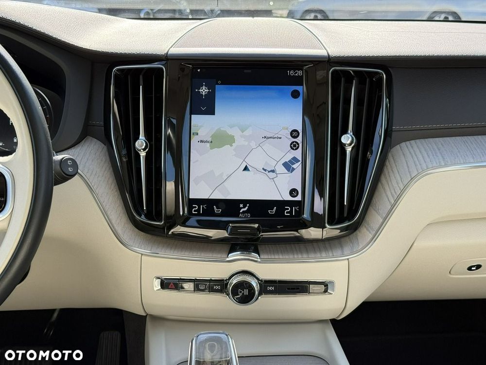 Volvo XC 60 - 28