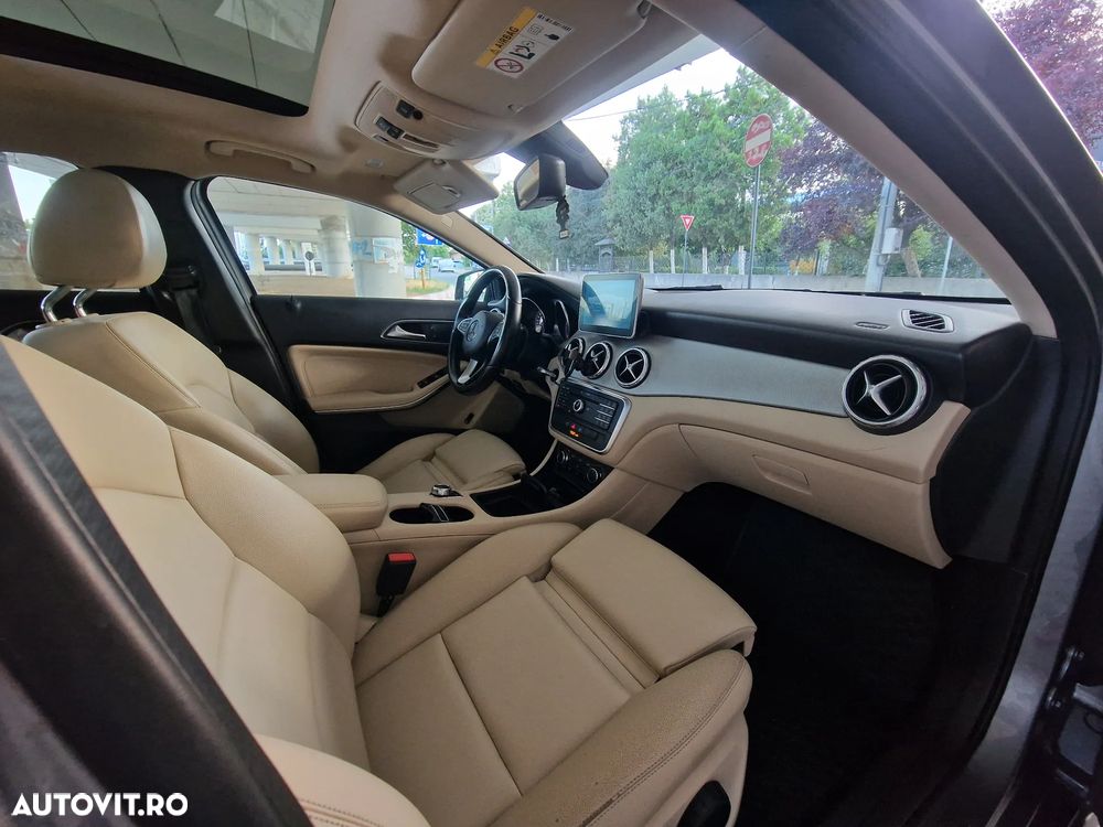 Mercedes-Benz GLA 200 (CDI) d 4Matic 7G-DCT Urban - 10